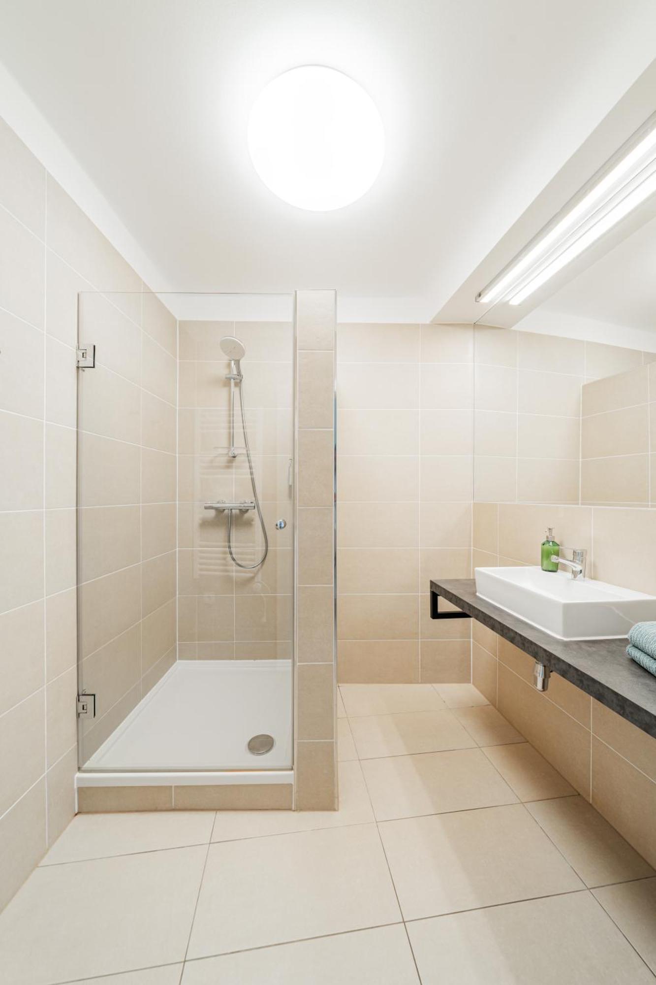 Central 60M2 Suite 10 Min Walk From Main Station Vienna Exterior photo